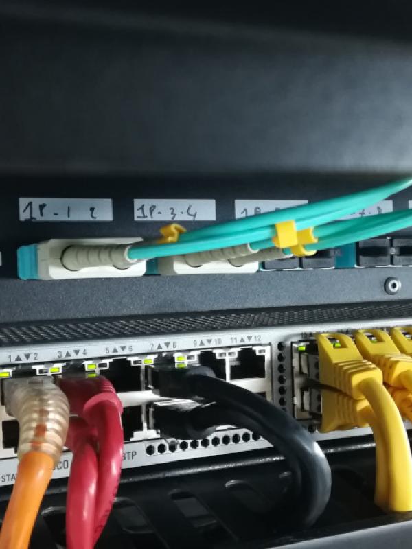 Cassetto ottico e switch Cisco 02